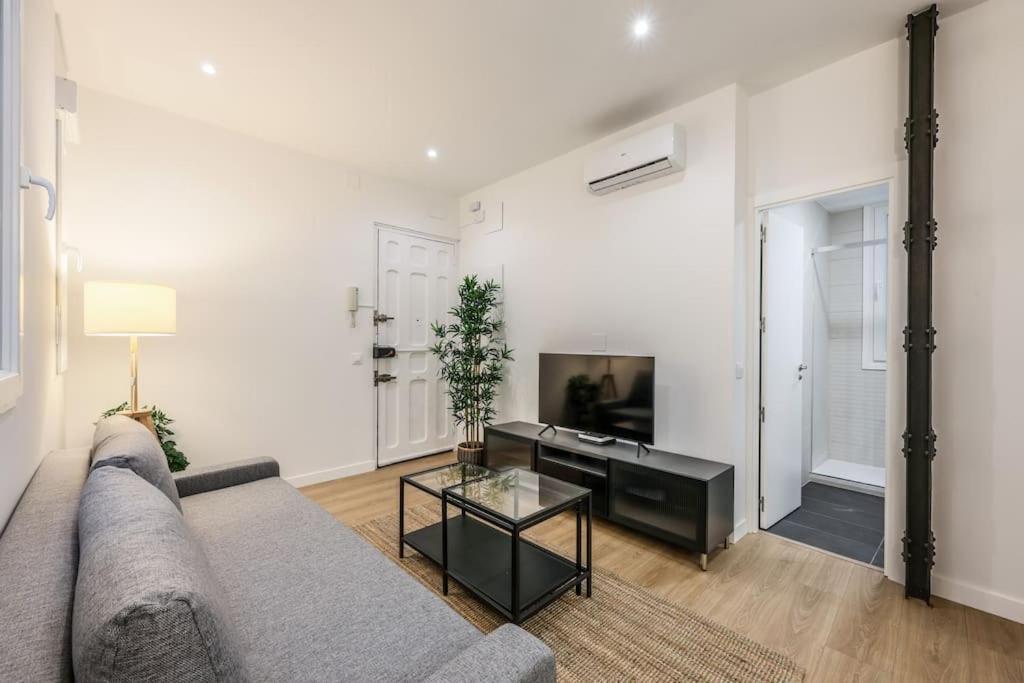 Myhousespain - Glamour Y Confort Cerca Del Retiro Madrid Bagian luar foto